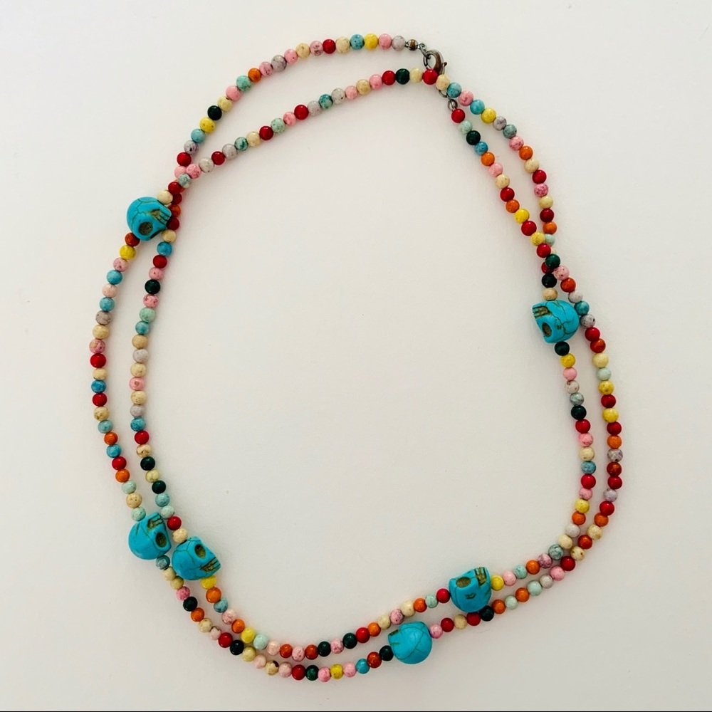 Turquoise skull and bead necklace